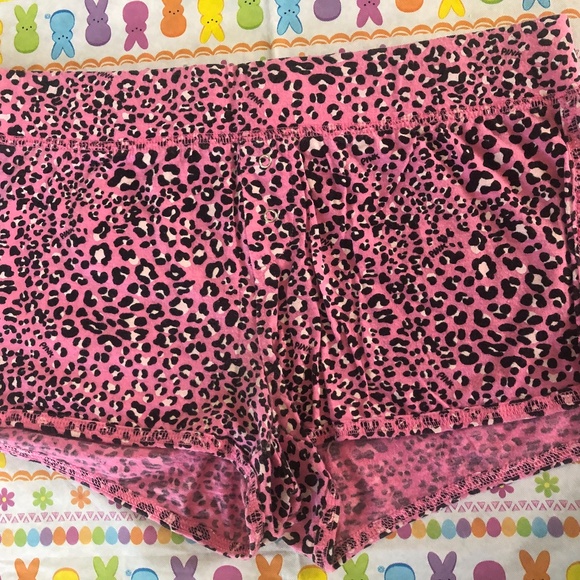 Victoria’s Secret Pink Leopard Pink Sleep Shorts Size XS… - Picture 3 of 6